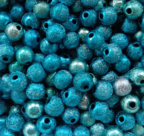Perles scintillantes turquoise 6mm x40.