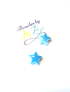 Perles étoiles bleu clair en céramique 15mm x2.