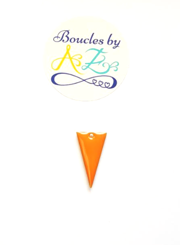 Sequin émaillé triangle orange 22x13mm.