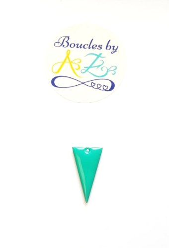 Sequin émaillé triangle turquoise 22x13mm.