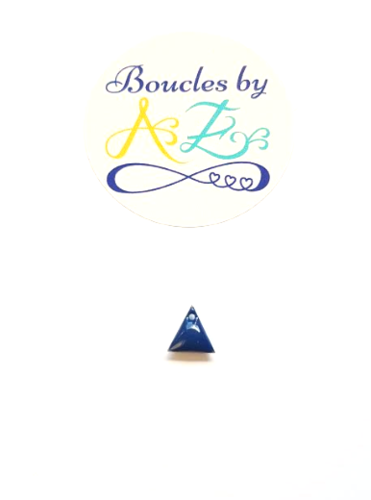 Sequin émaillé triangle bleu marine 8mm.