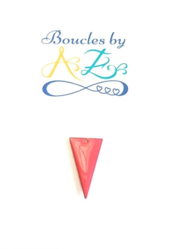 Sequin émaillé triangle rose 22x13mm.